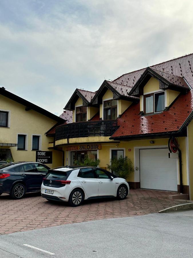 Bed and Breakfast Karla'S House Dobje pri Planini Esterno foto
